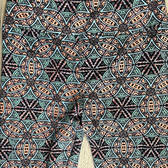LuLaRoe Pants - LuLaRoe OS Geometric Patterned Leggings - Black, Blue, Orange